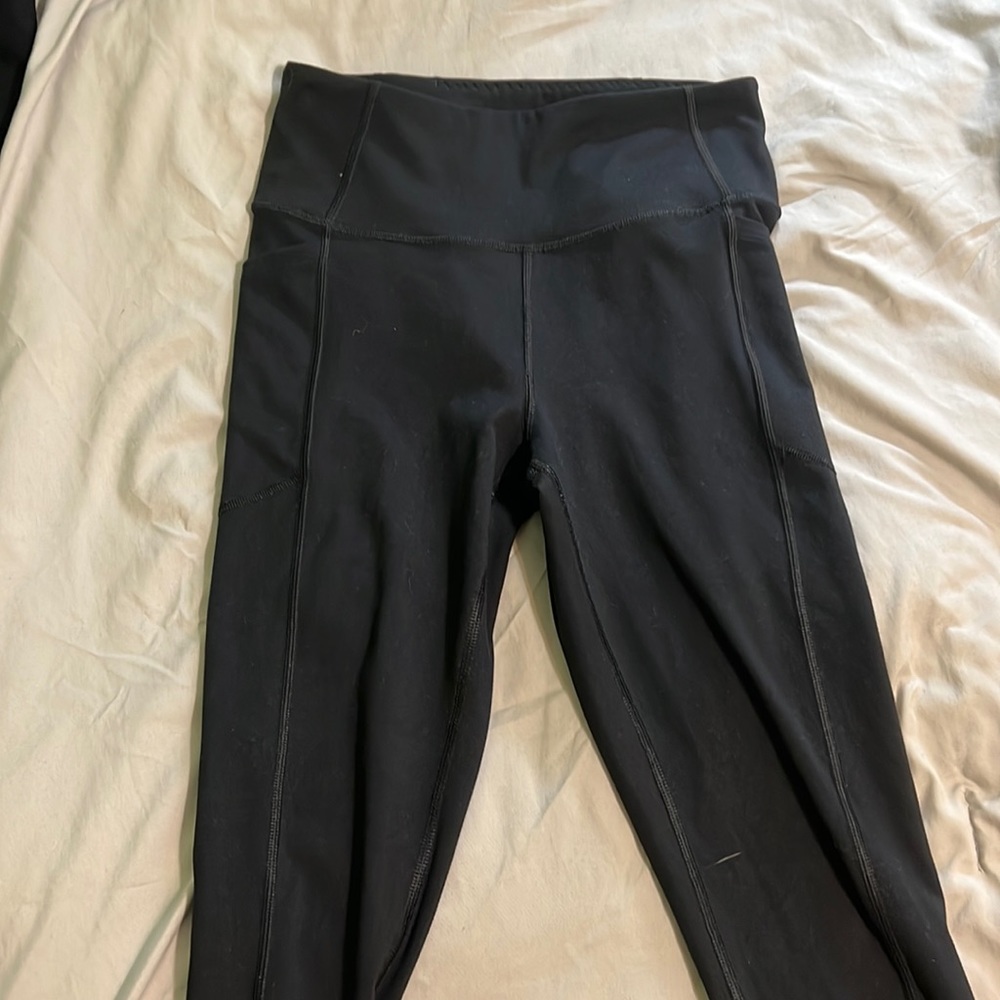 Victoria secret 7/8 leggings with side pockets